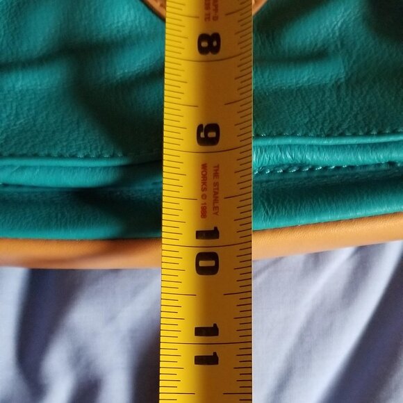 NWOT Danier leather crossbody bag - Picture 7 of 13